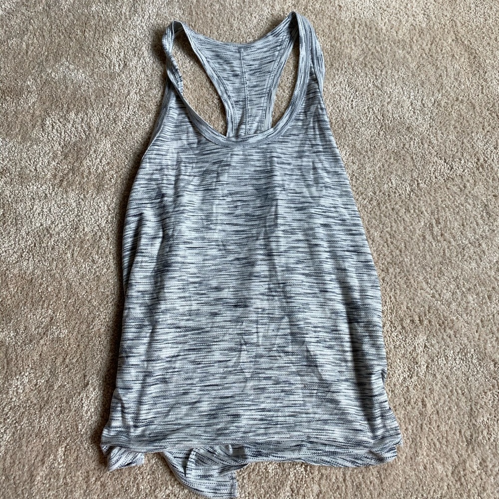 Lululemon rare workout top